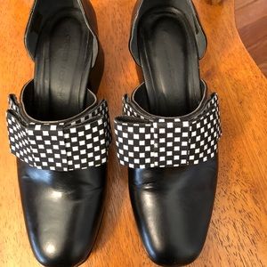 Creatures of Comfort Italian leather shoes w/bow